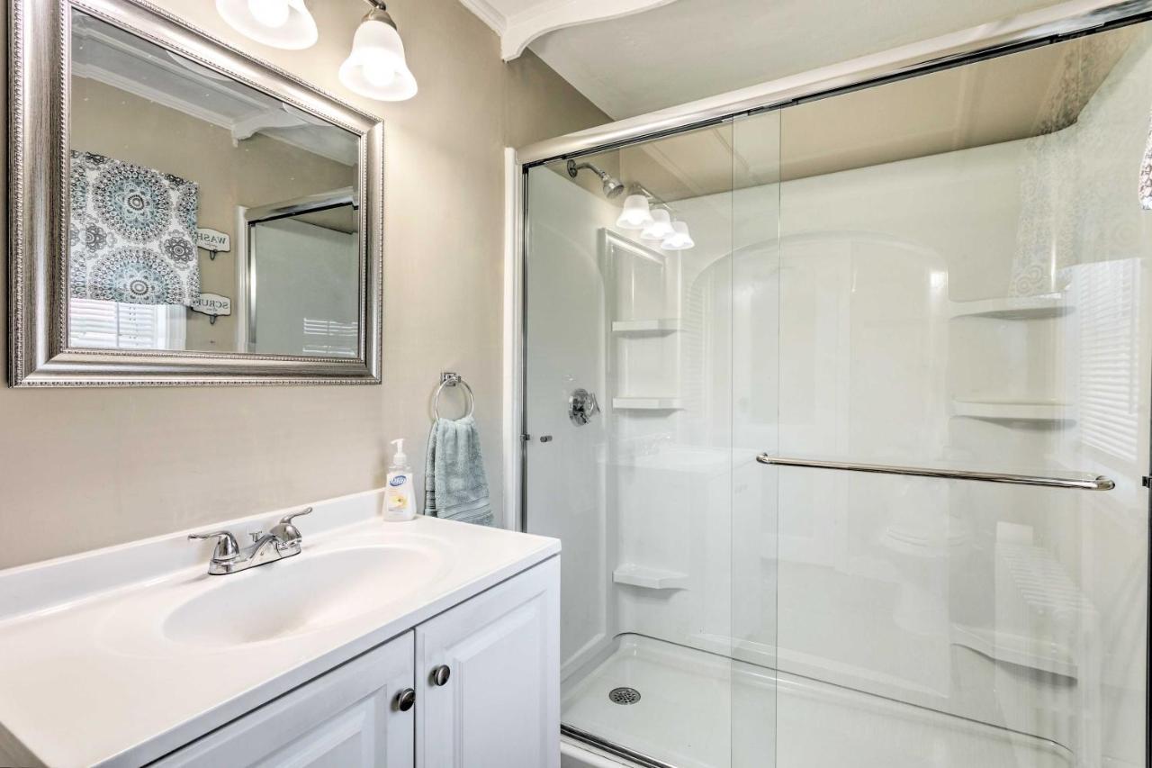 Newport House Less Than 3 Mi To Beaches And Bowens Wharf! Екстериор снимка